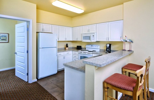 Long Beach Resort | Don't forget to eat some oysters!