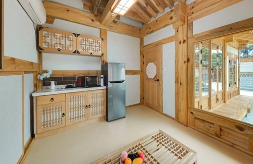 Donghae House | Donghae Hanok Donganjae Pension