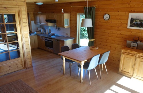 Rotacker House | Doppelhaushälfte in Hasselfelde