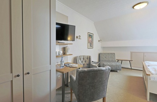 Butjadingen Apartment | Doppelzimmer für 2 Gäste mit 15m² in Butjadingen-ruhwarden