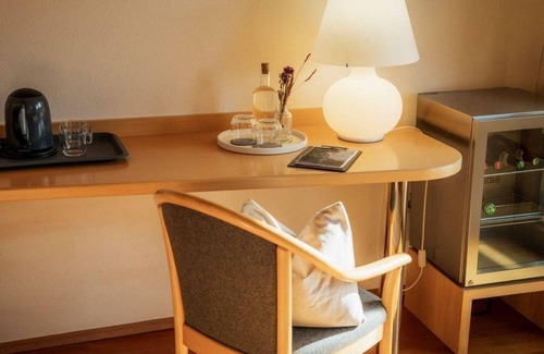 Schildlehen Apartment | Doppelzimmer mit Dusche WC 30m² - Aparthotel Pfeffermühle