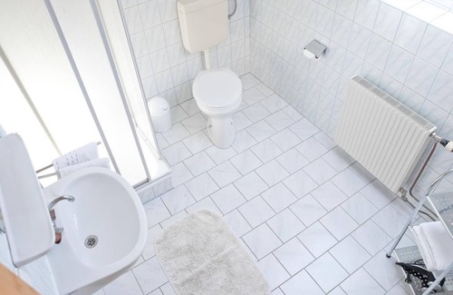 Wagerberg Apartment | Doppelzimmer - ab 7 Nächte - Gästehaus Gigler