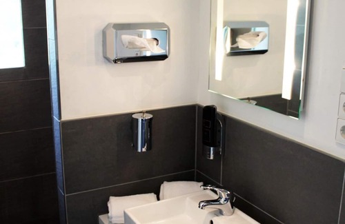 Bendorf House | Doppelzimmer, Dusche, WC, Balkon - Bestprice Hotel Bendorf
