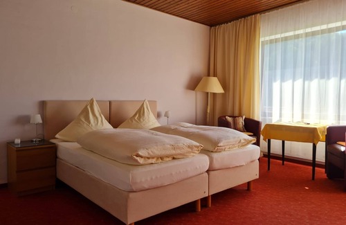 Waischenfeld Bed & Breakfast | Doppelzimmer Nr. 25 - Waldpension Rabeneck