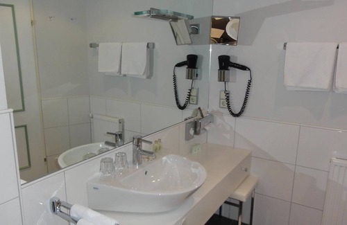 Seeboden House | Doppelzimmer "superior" Kurzaufenthalt - DAS Moerisch