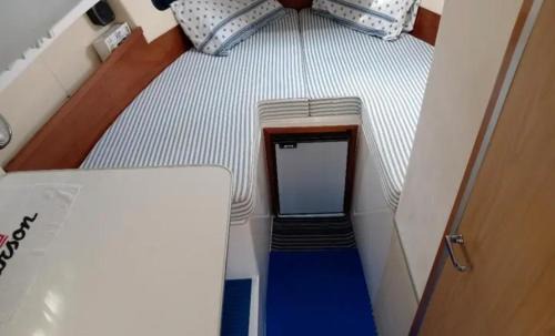 Nettuno Boat Rental | Dormire in barca di lusso a Nettuno