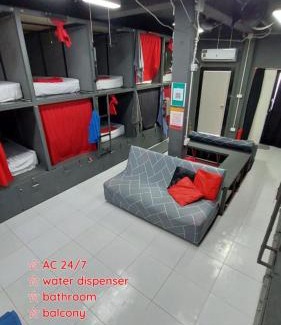 Ko Phi Phi Hostel | Dormsin Social