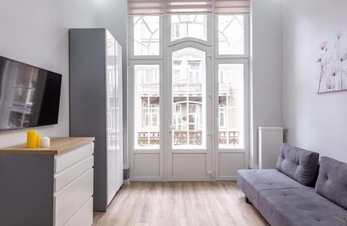 Lviv City Center Apartment | Doroshenko street for 4 guests