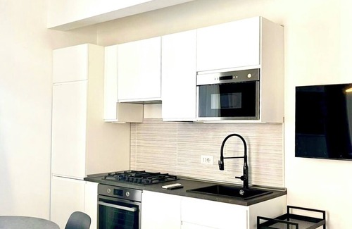 Porta Genova Apartment | DoroteaCity & Wi-Fi Loft [Modern Design Downtown | New and Renovated]