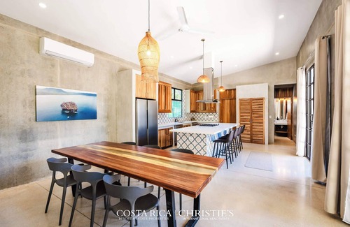 Playa Grande House | Dos Hijas 6 Bedroom Villa-Steps to the Main Surf Break -