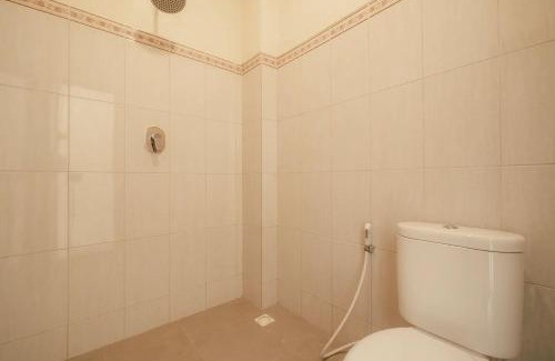 Batu Bolong House | Double A Guesthouse