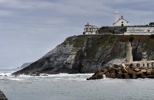 Luarca House | Double and single room - Oria Guesthouse 3
