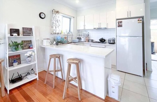 Clayton South House | Double Bed Shared Bathroom Stay @Clayton