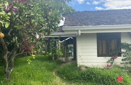 Punaauia House | Double bungalow avec chambres entièrement équipé sans vis à vis avec piscine