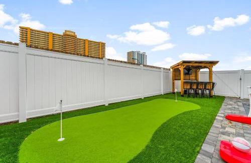 Lower Grand Lagoon Apartment | Double Dare 2 Pools Golf Grill Bar Games Nr Beach