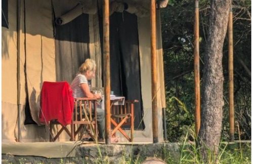 Mikumi House | Double G safaris and Camp Mikumi - Superior Single Room 3
