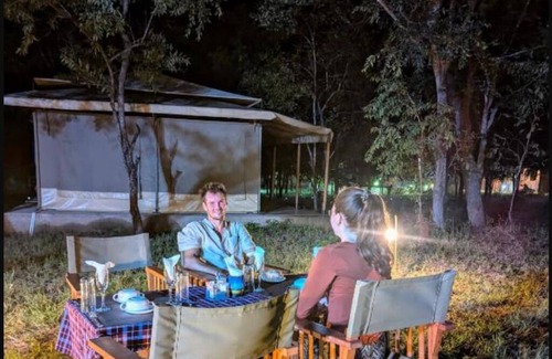 Mikumi House | Double G safaris and Camp Mikumi - Superior Single Room 3