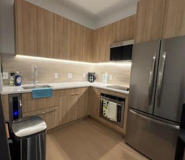 Central New York City House | Double Room at a shared Apartment near Times Square