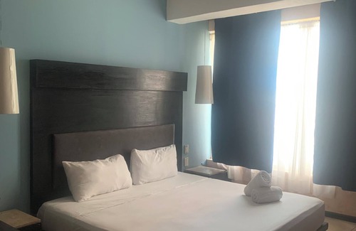 Playa del Carmen Hotel | Double room at BLVD Hotel, unbeatable location