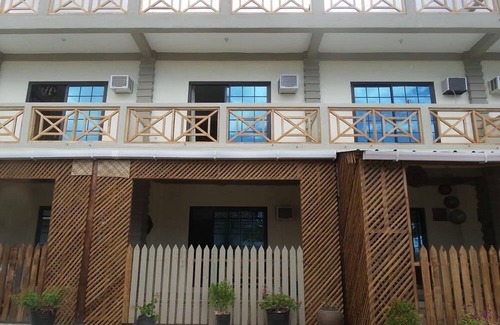 Panglao Apartment | Double Room By the Beach with Seaview and Balcony