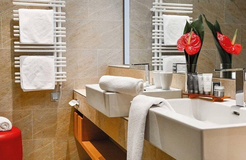 Kaprun Hotel | Double room Panorama Deluxe SGL - TAUERN SPA Zell am See-Kaprun