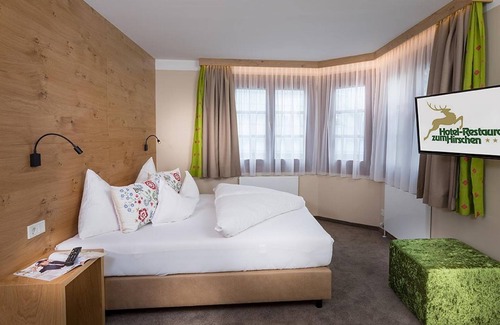 Zell am See Hotel | Double room, shower or bath, WC, Economy - Zum Hirschen, Hotel