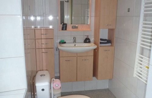 Villafans Bed & Breakfast | Double room with lounge and garden in Villafans, Wifi, Guest table
