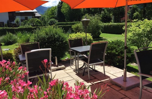 Schuttdorf Cottage | Double room with shower od. Bathroom, toilet - Lindenthaler, guesthouse