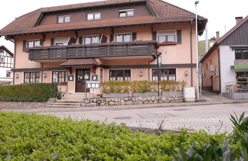 Buehlertal Apartment | Double room with shower and WC