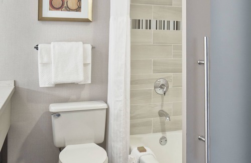 North Brookhaven Hotel | DoubleTree by Hilton Atlanta Perimeter Dunwoody