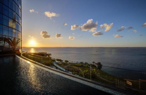 Cristal Hotel | DoubleTree by Hilton Porto Alegre