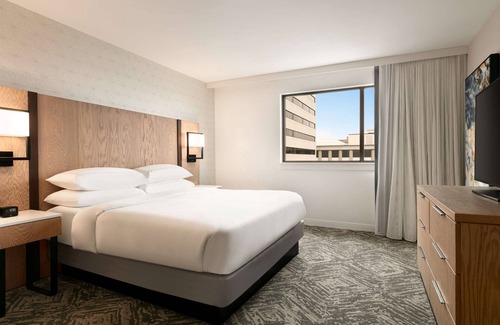 Canton Hotel | DoubleTree by Hilton Canton Downtown
