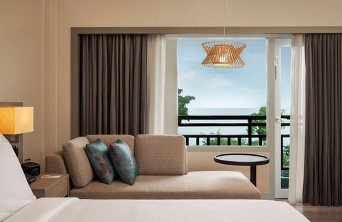 Lumut Resort | DoubleTree by Hilton Damai Laut Resort