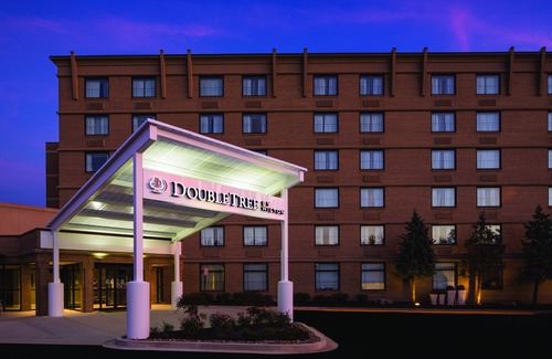 West Laurel Hotel | Doubletree by Hilton Laurel, MD