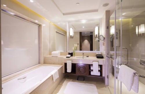 Beilun Hotel | Doubletree By Hilton Ningbo Beilun
