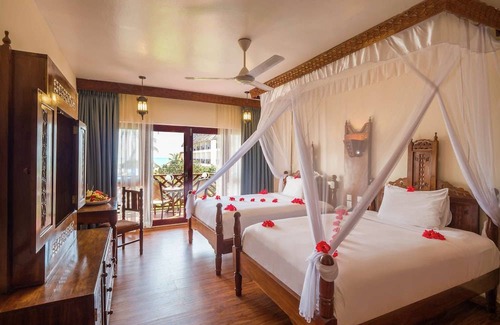 Nungwi Hotel | DoubleTree Resort by Hilton Zanzibar - Nungwi