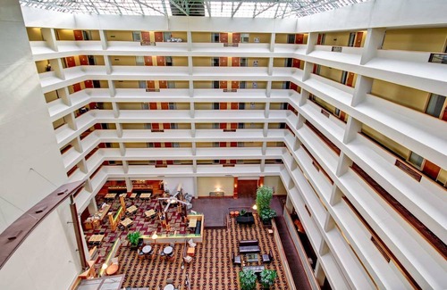 Southcenter Hotel | DoubleTree Suites by Hilton Seattle Airport/Southcenter