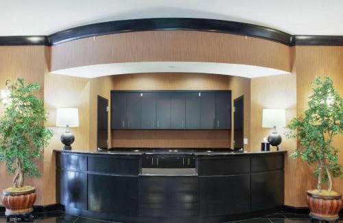 Bentonville Hotel | DoubleTree Suites by Hilton Bentonville