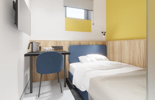 Prymors'kyi district Hotel | Dovzhenko