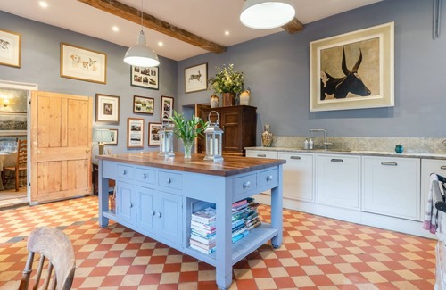 Stroud Cottage | Down Farm Manor - Sitting above the Slad Valley with spectacular views