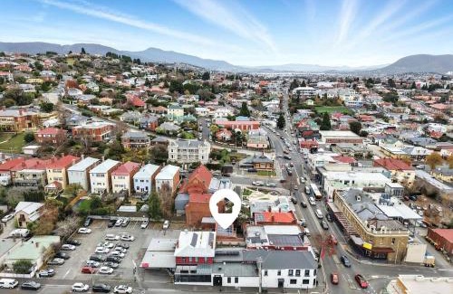 North Hobart Apartment | Down the Lane at 408 - On the North Hobart Strip