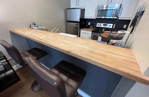 Roanoke Apartment | Downtown 1st Floor Apt: Walk to Breweries, Food