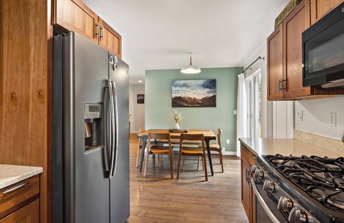 South Addition House | Downtown Anchorage, Convenient 3 BR Home