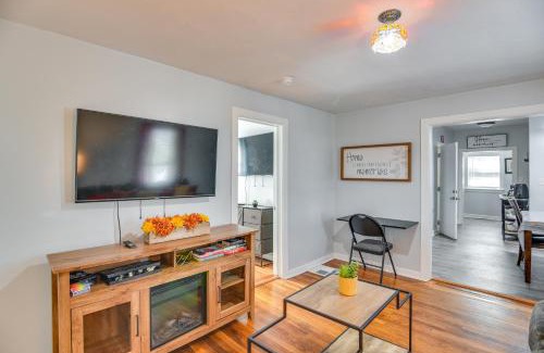 Brockton Apartment | Downtown Brockton Apt Less Than 1 Mi to Local Dining