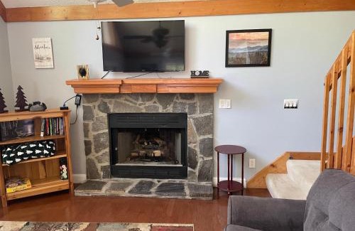 Bryson City House | Downtown Bryson City Cabin