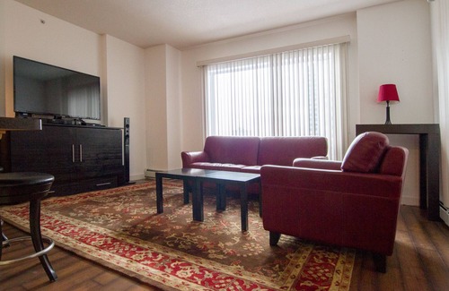 Downtown Edmonton Apartment | Downtown Core Icon Executive - Best Location Central Downtown