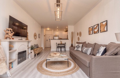Belltown Condo | Downtown Cottage Escape