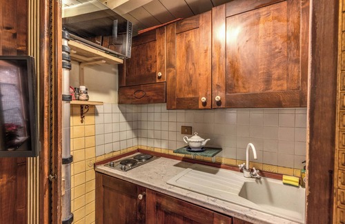Rione VII Regola Apartment | Downtown Eleanor Luxury Suite Rome