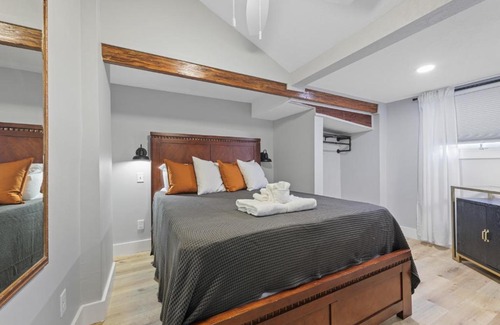 St. Augustine Historic District House | Downtown Getaway - Unit B