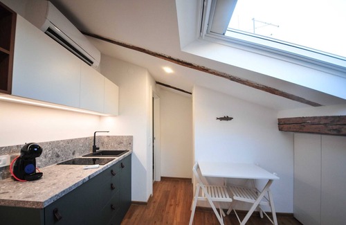 Izola Apartment | Downtown Izola Modern and Classy Apartments - Comfort Studio Apartment